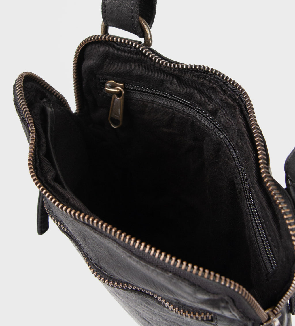 Montana est. 1957 Atkins Bags Black