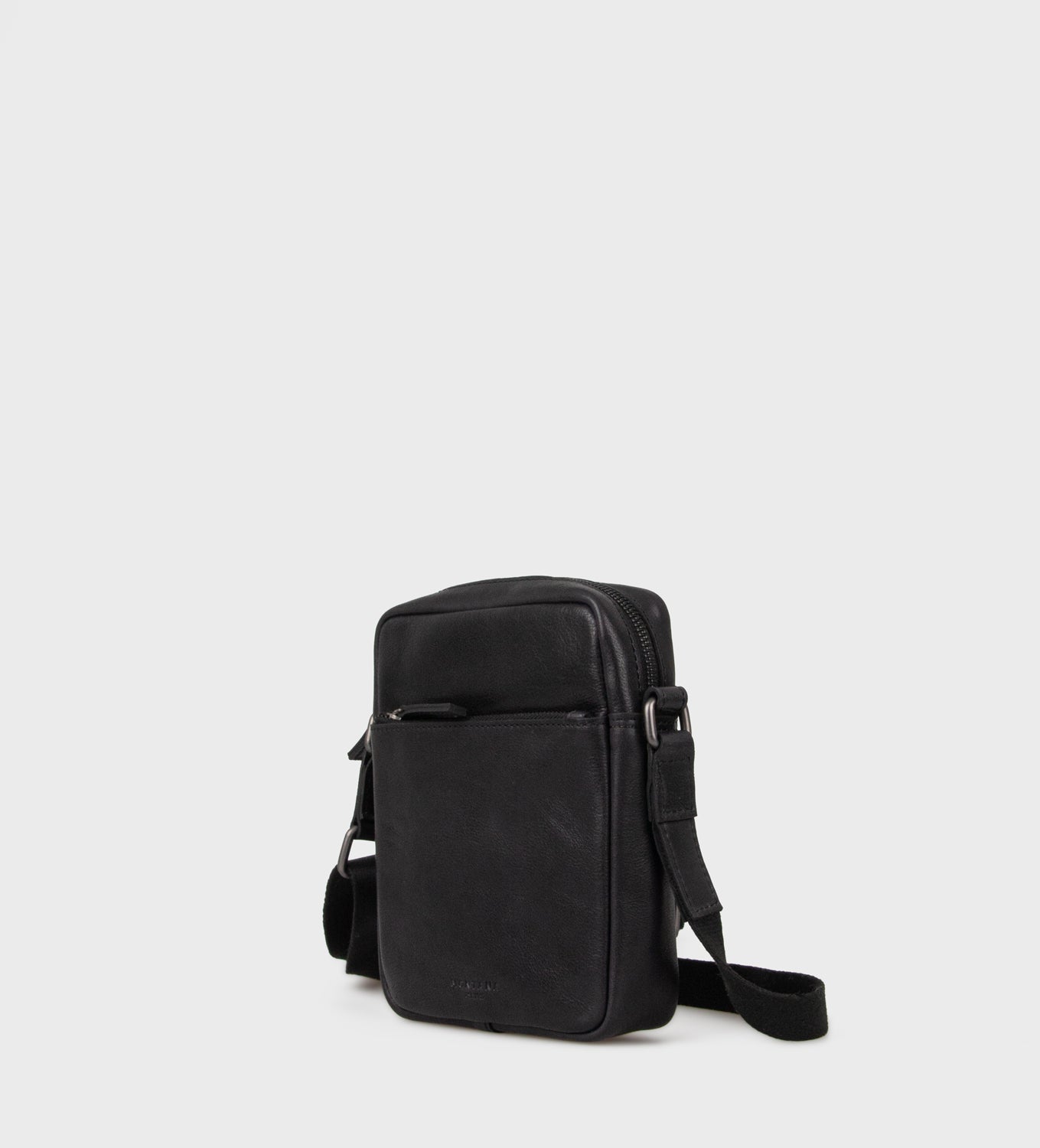 Montana est. 1957 Axel Bags Black