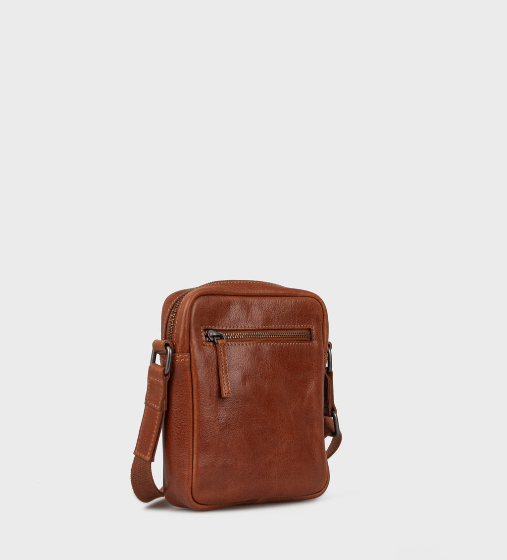 Montana est. 1957 Axel Bags Cognac