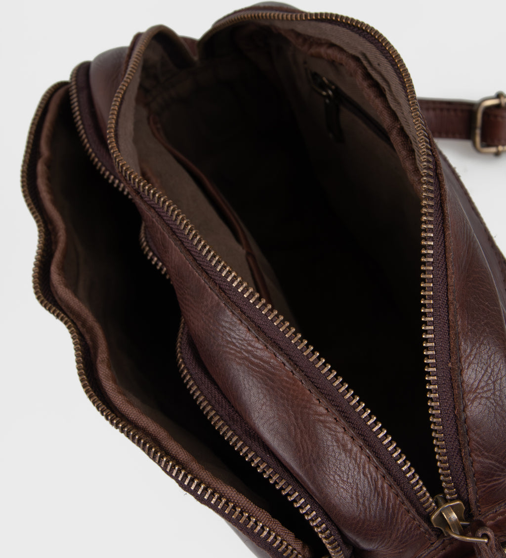 Montana est. 1957 Baker Urban Bags Brown