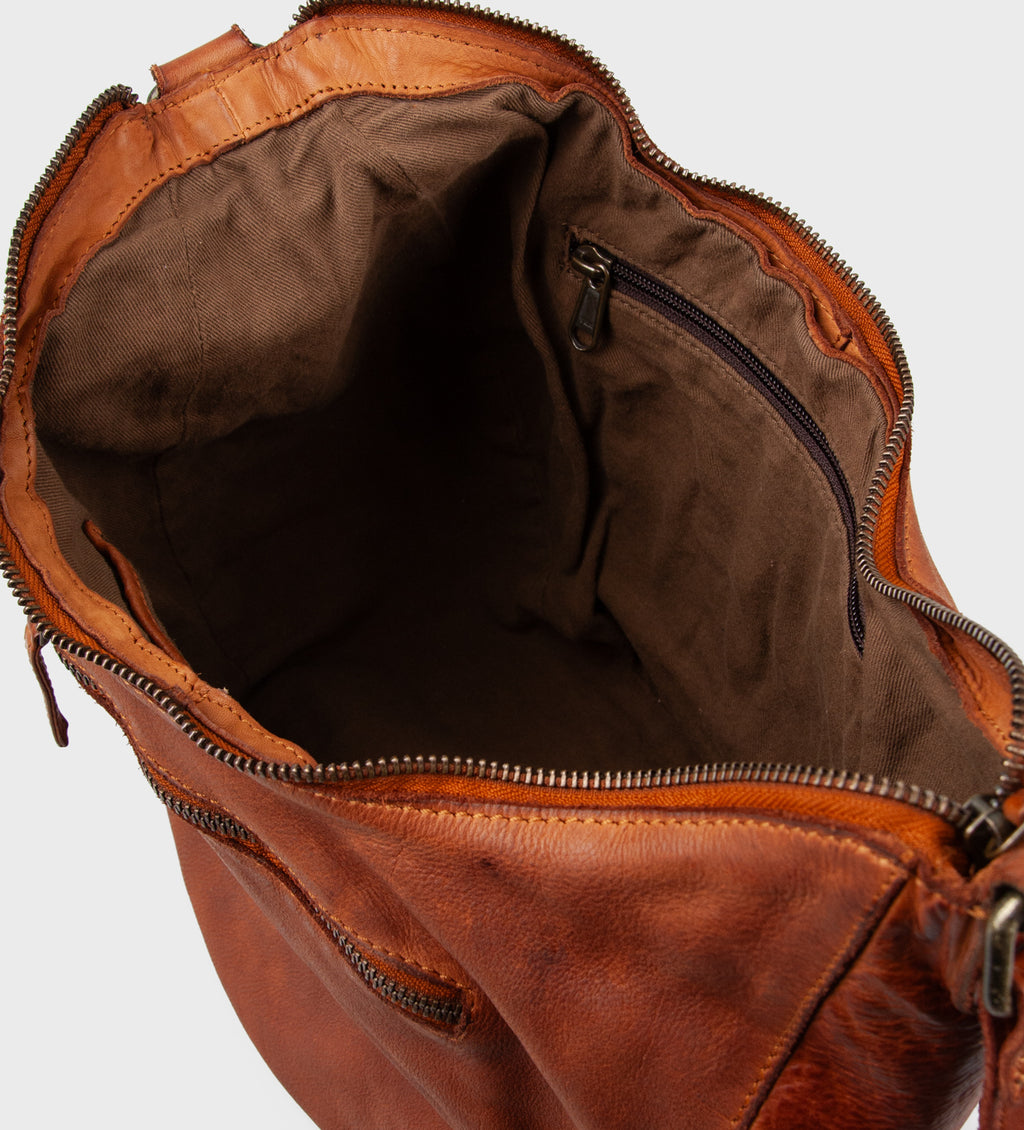 Montana est. 1957 Belfry Bags Cognac