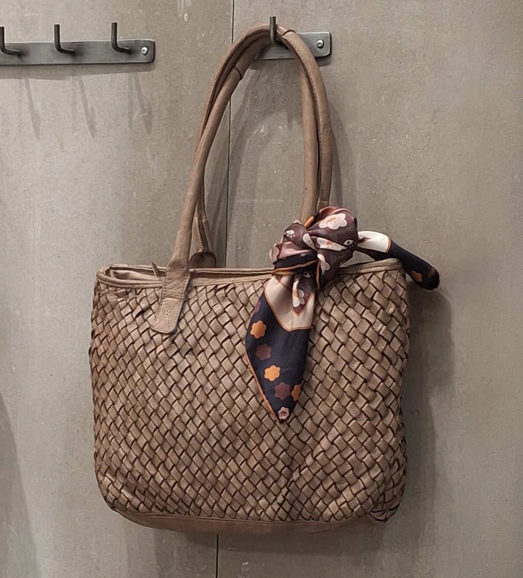 Montana est. 1957 Carbella Bags Walnut