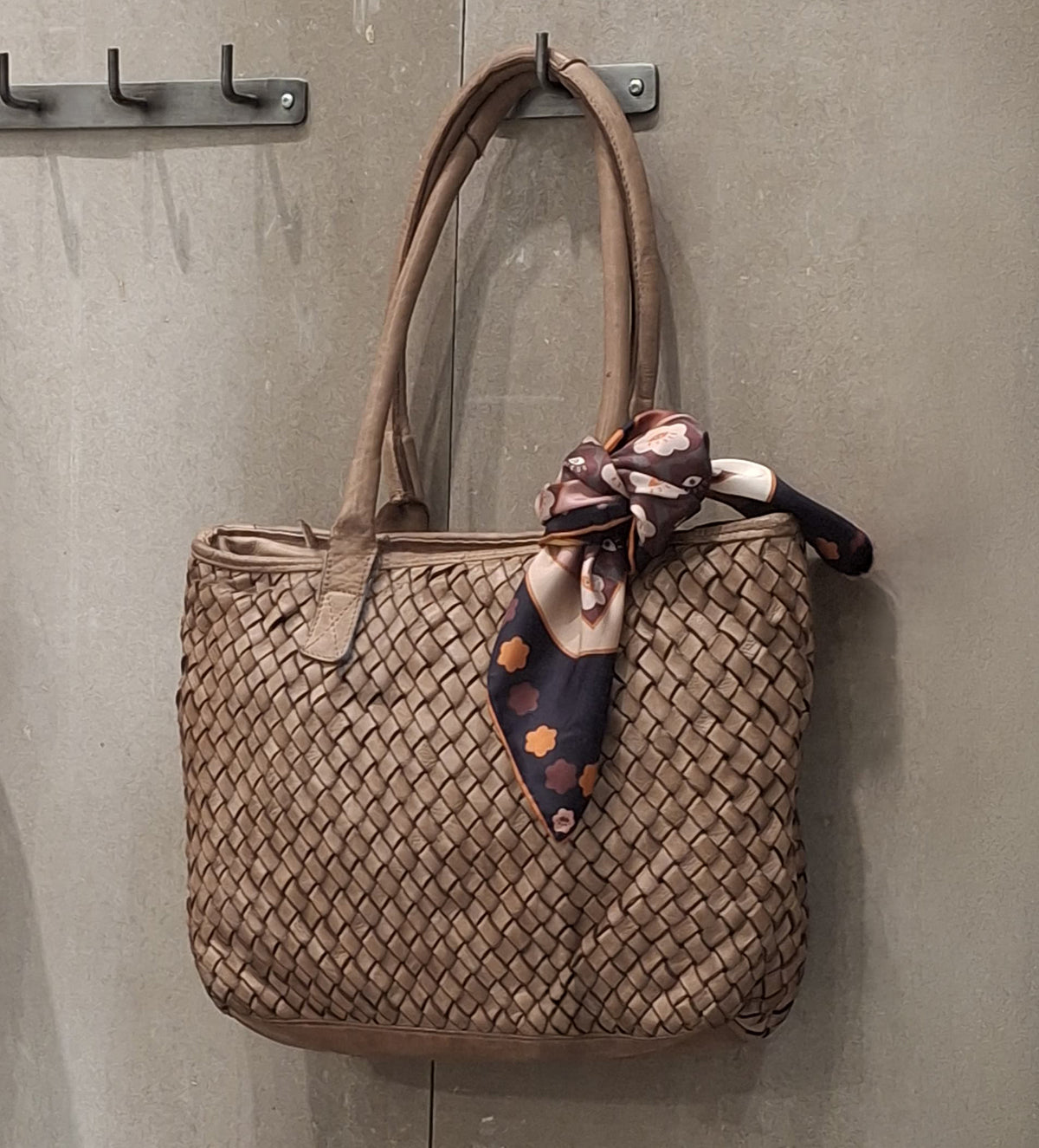 Montana est. 1957 Carbella Bags Walnut