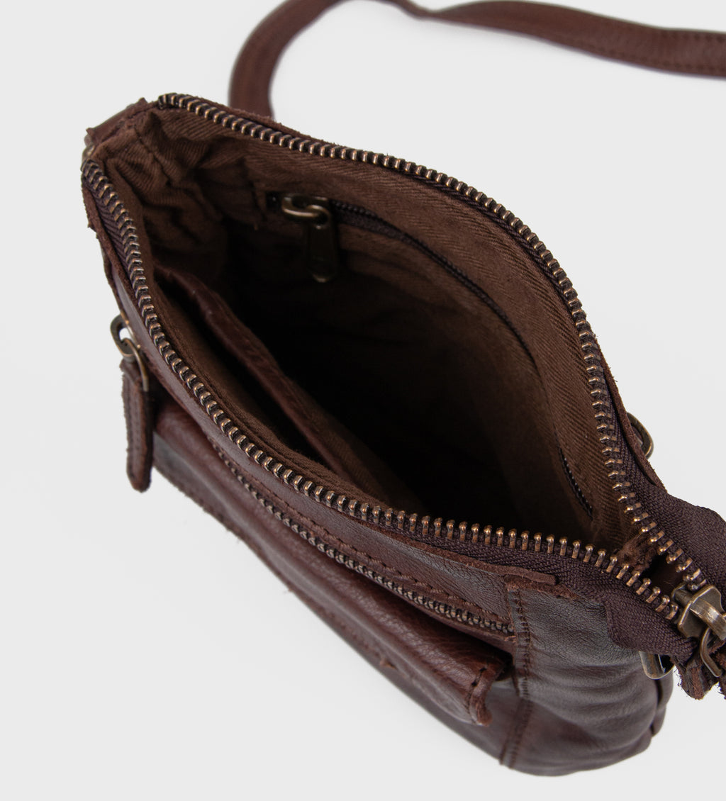 Montana est. 1957 Charlo Bags Brown