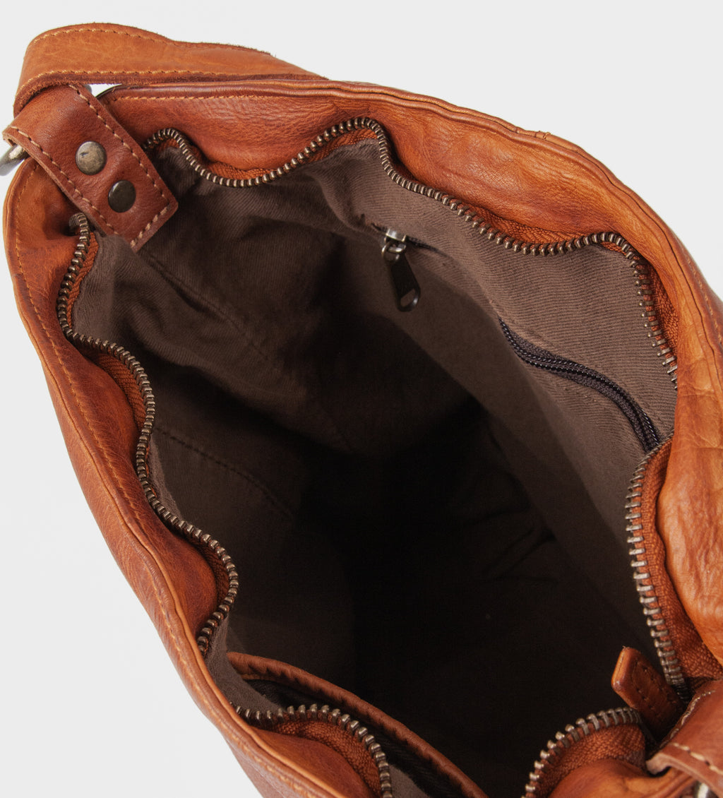 Montana est. 1957 Conner Bags Cognac