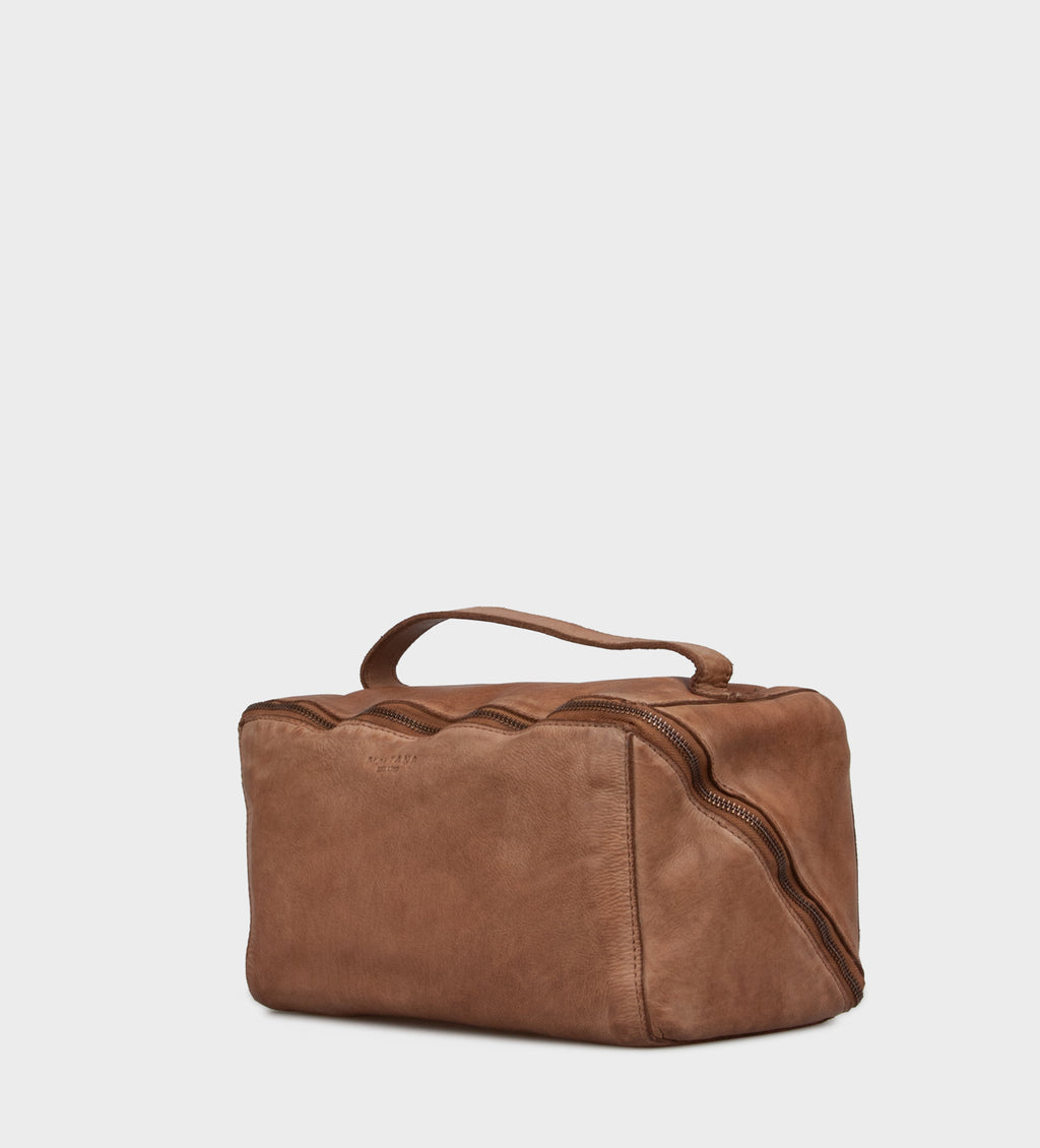 Montana est. 1957 Dillon Toiletbags Walnut