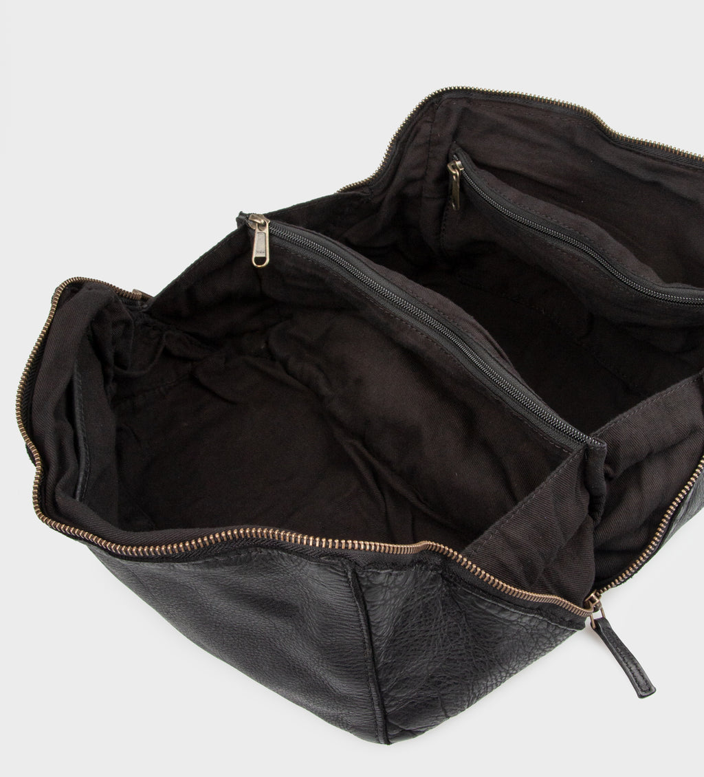 Montana est. 1957 Dillon Toiletbags Black