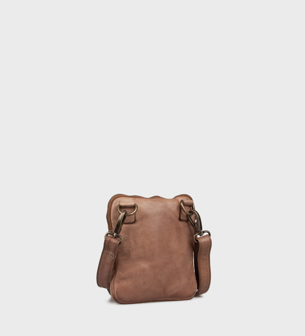 Montana est. 1957 Ennis Bags Walnut