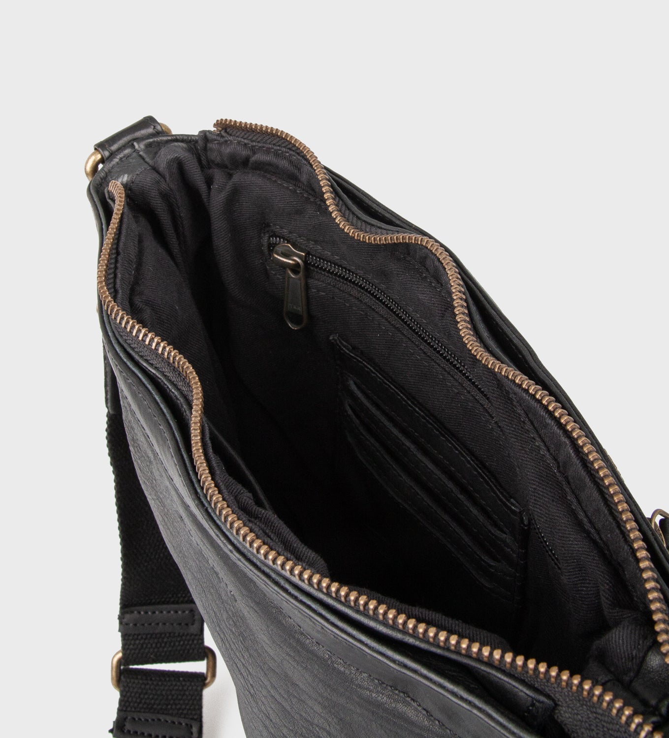 Montana est. 1957 Fulton Bags Black