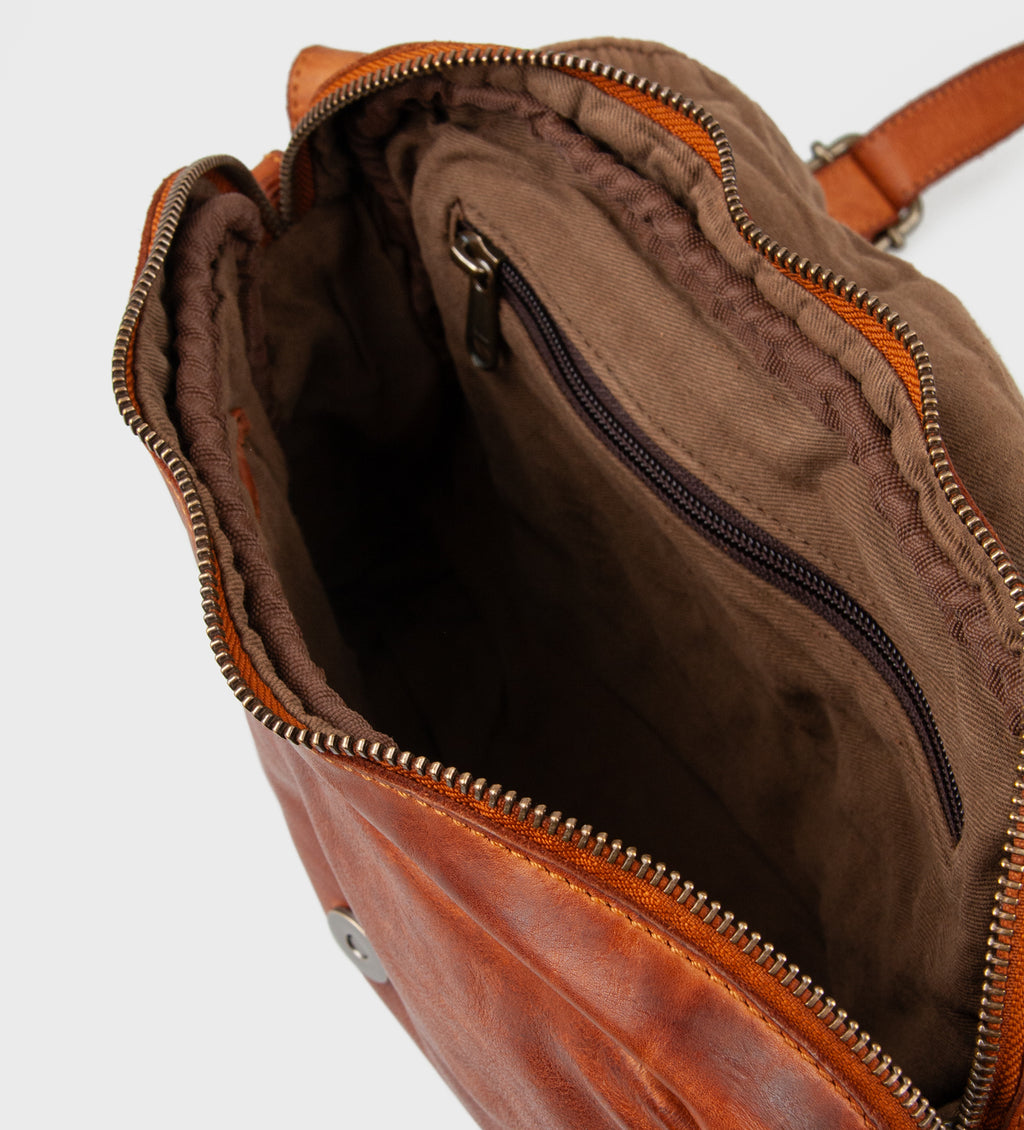 Montana est. 1957 Jardine Bags Cognac