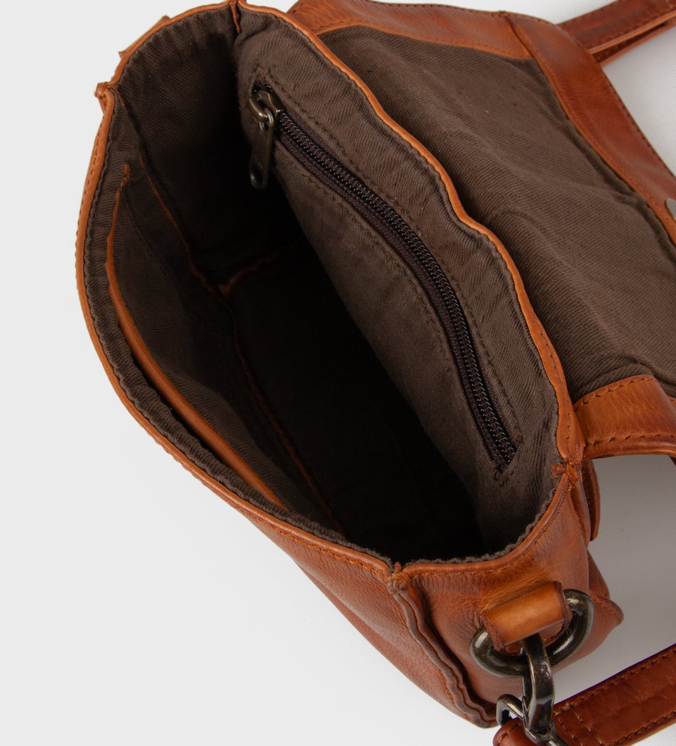 Montana est. 1957 Malta Bags Cognac