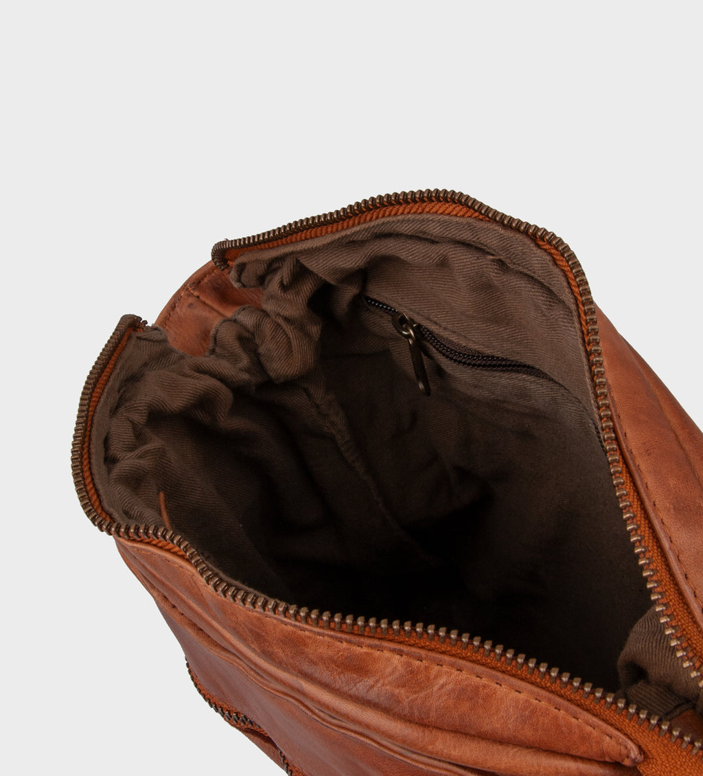 Montana est. 1957 Maryland Toiletbags Cognac