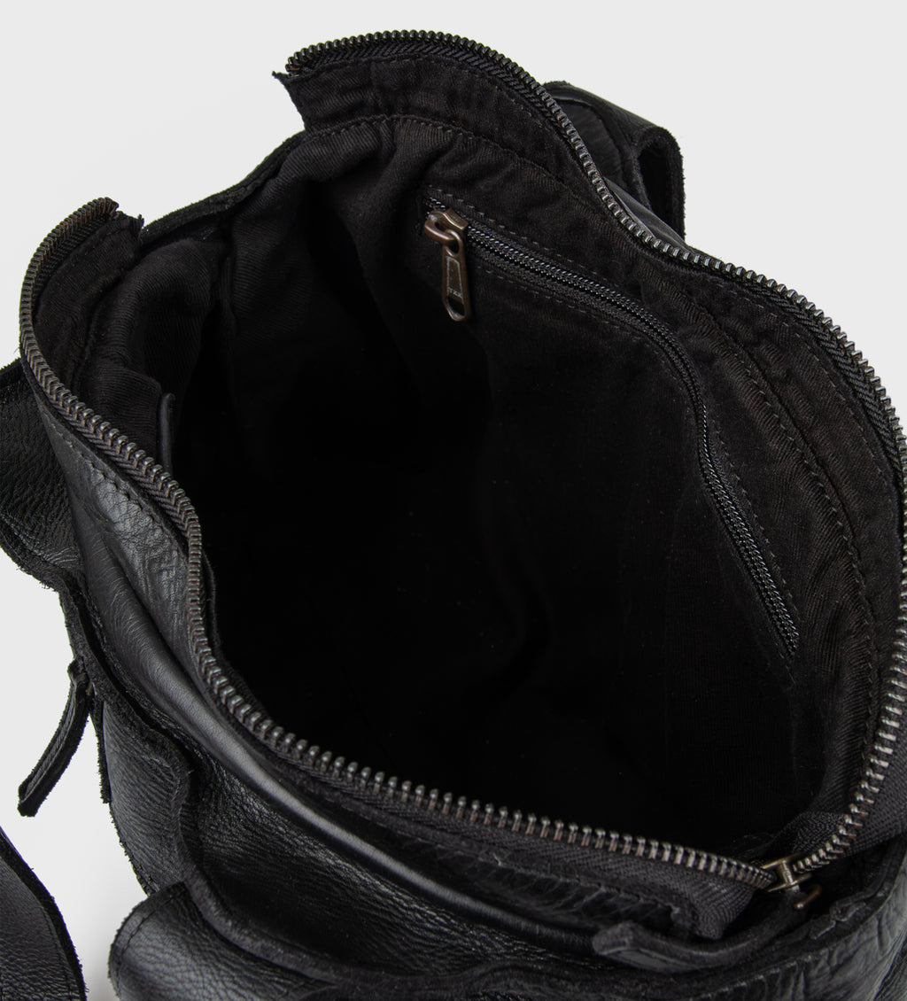 Montana est. 1957 Moore Crossbody bag Black