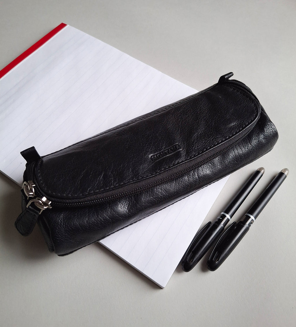 Montana est. 1957 Pencil Case, round Pencil Case Black