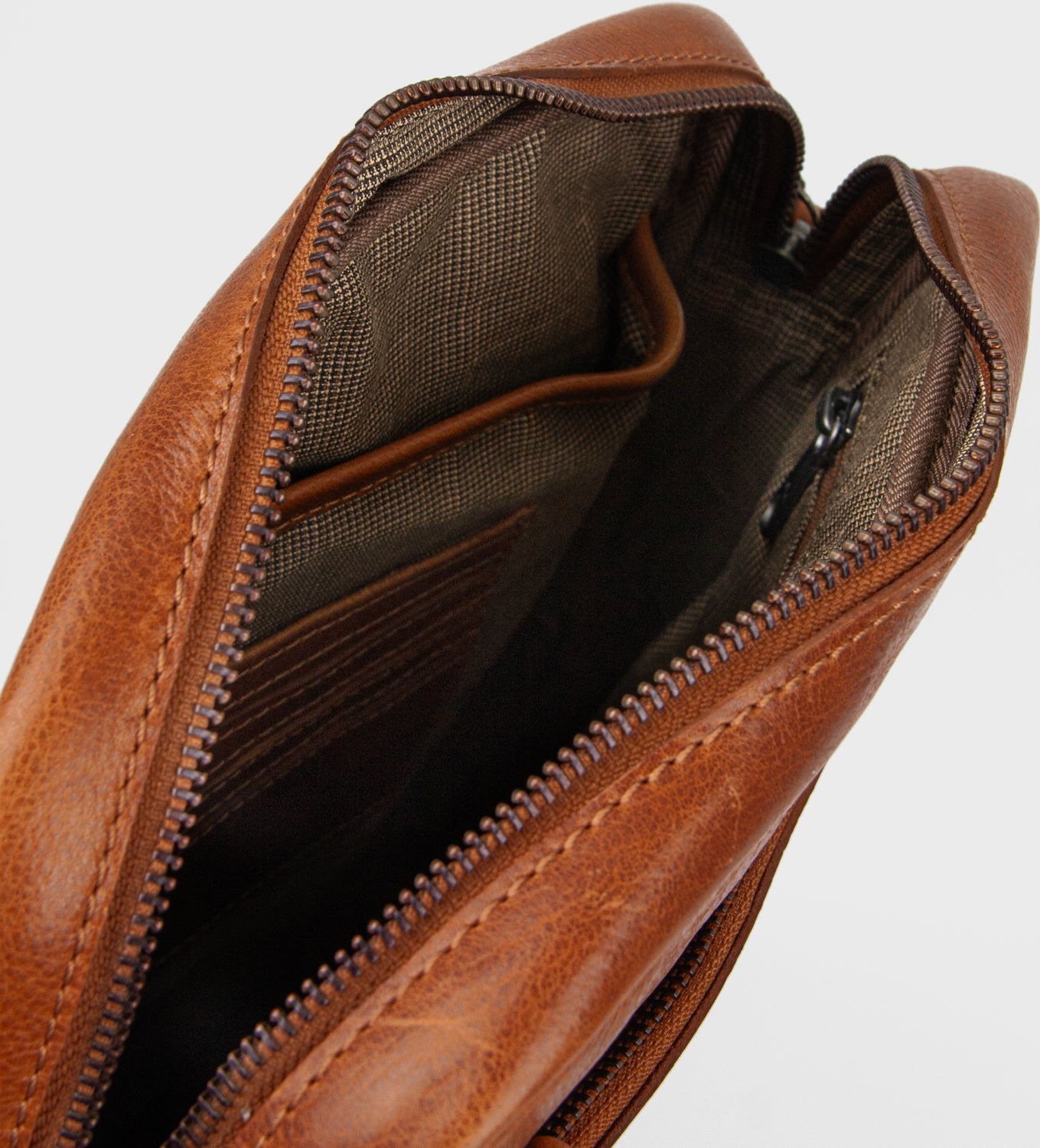 Montana est. 1957 Ranger Bags Cognac