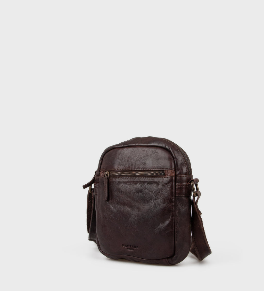 Montana est. 1957 Richmond Toiletbags Brown