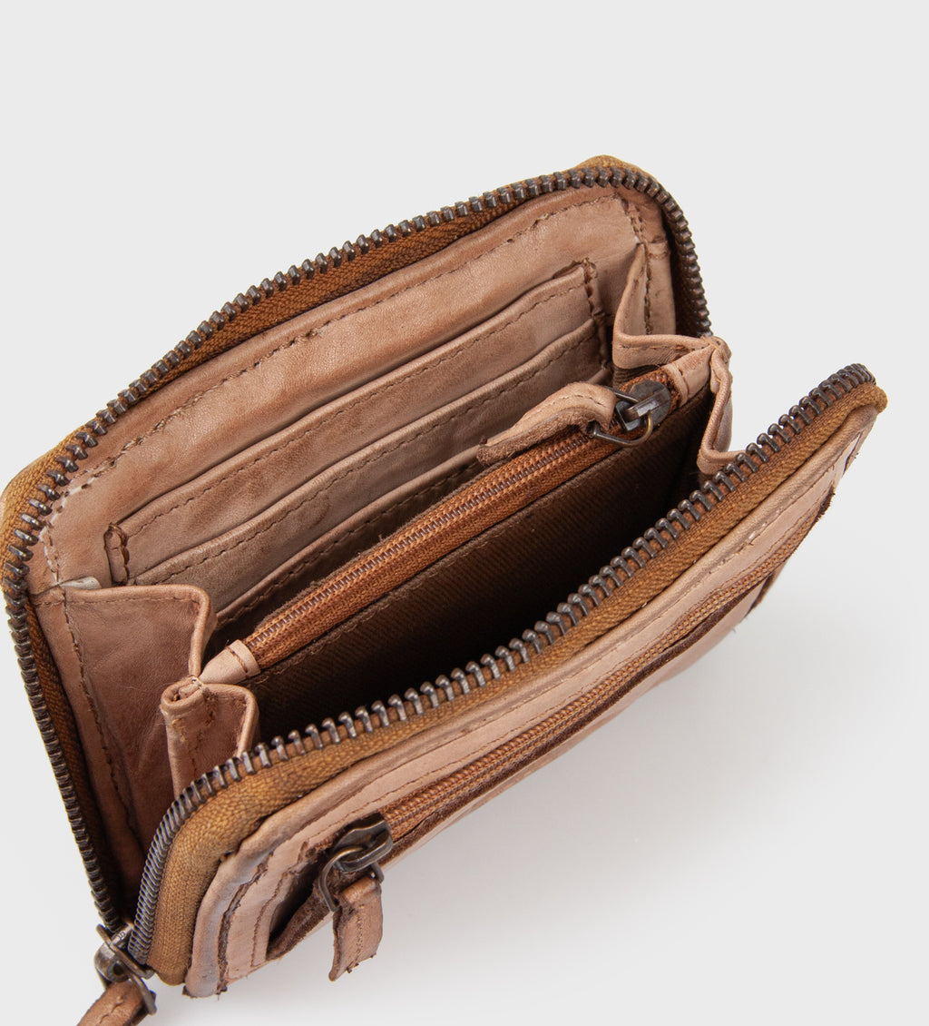 Montana est. 1957 Saco Urban Wallet Walnut
