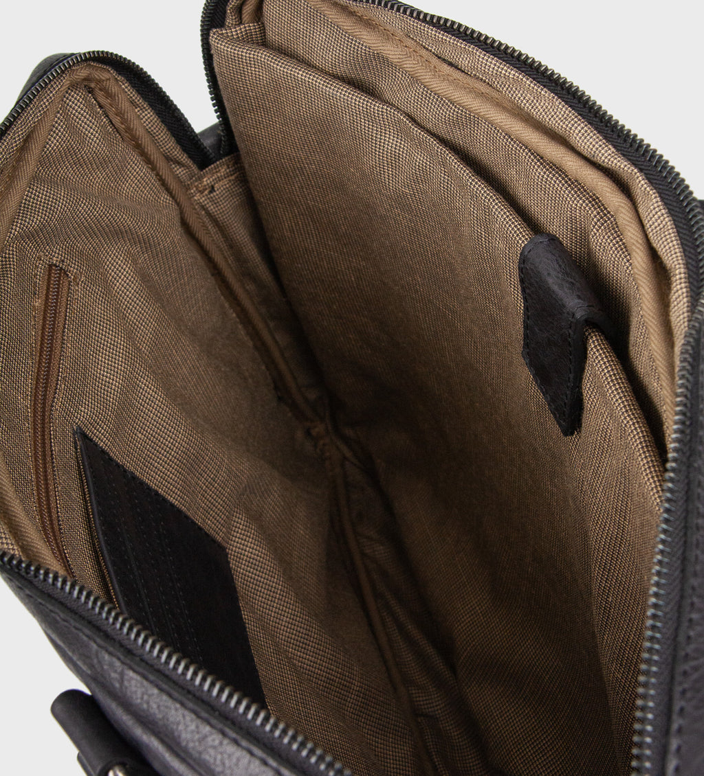 Montana est. 1957 Titan Laptop bag Black