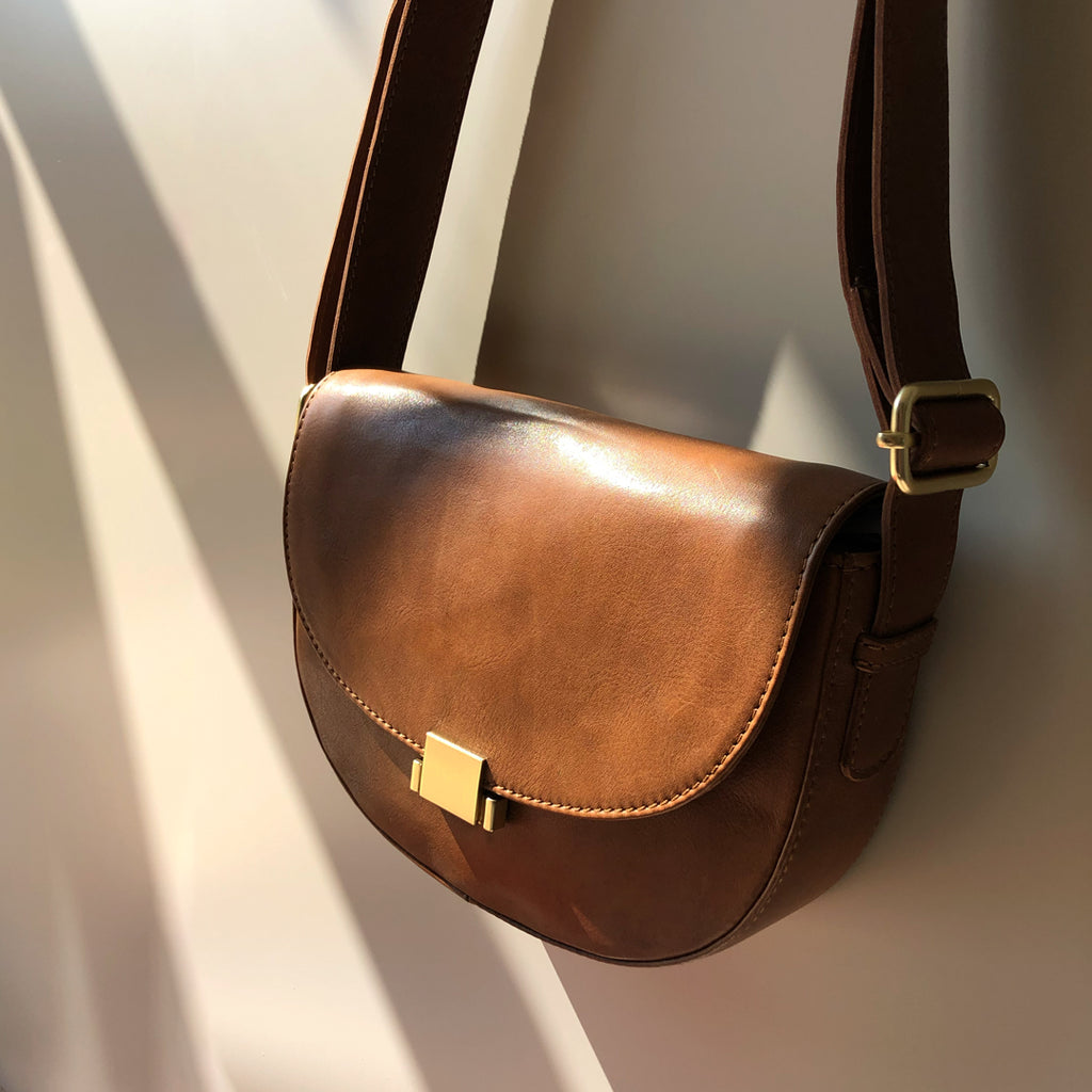 Montana est. 1957 Trosa Bags Cognac